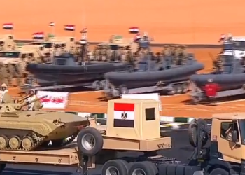 بث مباشر.. شاهد عظمة الجيش المصري في عرض تفتيش الحرب أمام الرئيس السيسي
