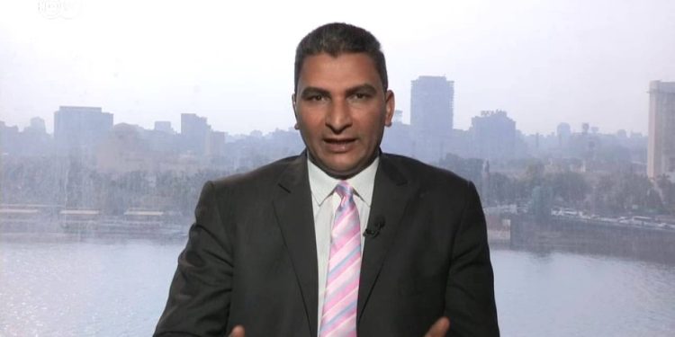 بشير عبدالفتاح: تصريحات إسرائيل وأمريكا تؤكد أن شيئًا ما يتم طبخه للقضية الفلسطينية 1