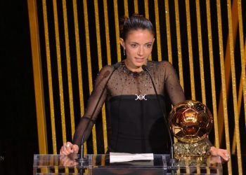 الكرة الذهبية| ايتانا بونماتي نجمة برشلونة تفوز بجائزة أفضل لاعبة بالعالم لعام 2023 7
