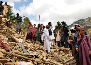 مصر تعزى أفغانستان في ضحايا الزلزال المدمر