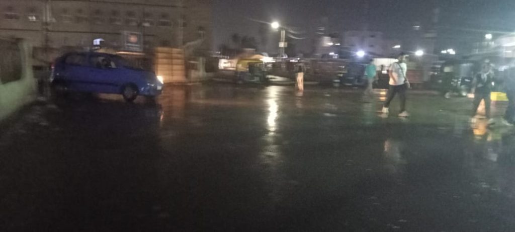 بالصور.. الشتاء وصل.. سقوط أمطار غزيرة في شوارع كفر الشيخ 2