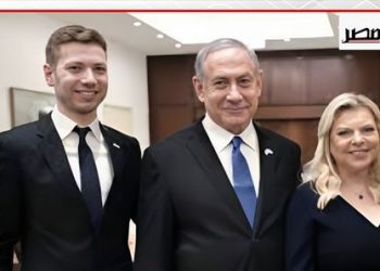 الرئيس الاسرائيلي وزجته وابنه