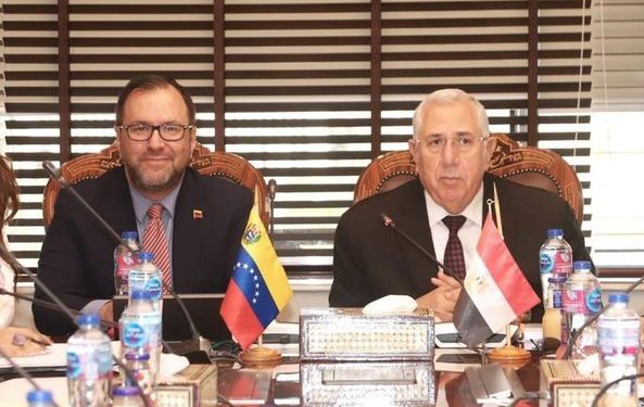 وزير الزراعة يستقبل وزير خارجية فنزويلا لـ بحث أفاق التعاون الثنائي الزراعي المشترك بين البلدين