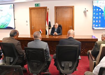 وزير الري يتابع إجراءات الترتيب لعقد «أسبوع القاهرة السابع للمياه»