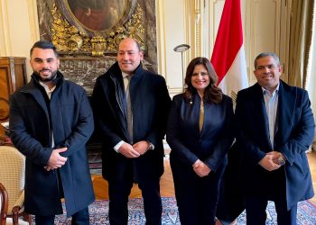 ضمن "شارك بصوتك".. وزيرة الهجرة تعقد عدة اجتماعات مع نخبة من رجال الأعمال والمستثمرين المصريين في فرنسا 5