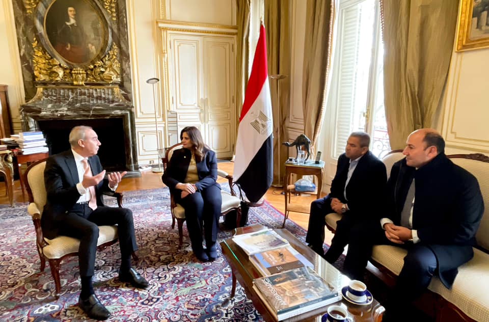 ضمن "شارك بصوتك".. وزيرة الهجرة تعقد عدة اجتماعات مع نخبة من رجال الأعمال والمستثمرين المصريين في فرنسا 3