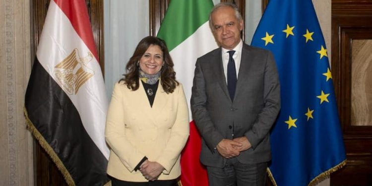 وزيرة الهجرة تبحث مع وزير داخلية إيطاليا تدشين المركز المصري الإيطالي للتدريب