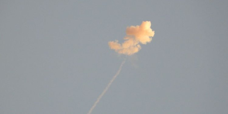 سقوط صاروخين على الجولان السوري المحتل