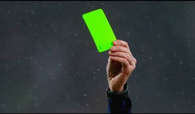 "الكارت الأخضر".. الفيفا يوافق على تعديل جديد بكرة القدم 1