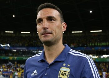 رغم الفوز على البرازيل.. سكالوني يثير الجدل حول مستقبله مع منتخب الأرجنتين 3