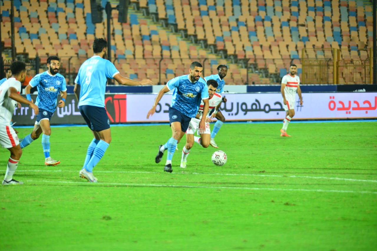ترتيب الدوري المصر ي بعد تعادل الأهلي أمام سموحة 3