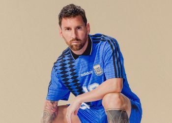 "بقميص مارادونا".. إطلالة جديدة لـ ميسي بزي الأرجنتين |صور 7