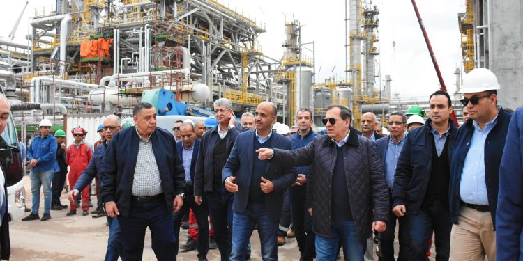 وزير البترول: توسعات مصفاة ميدور تسهم في زيادة الانتاج المحلي وتوفير النقد الأجنبى 1