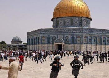 الاحتلال يمنع الفلسطينيين من الوصول لـ المسجد الأقصى لأداء صلاة الجمعة