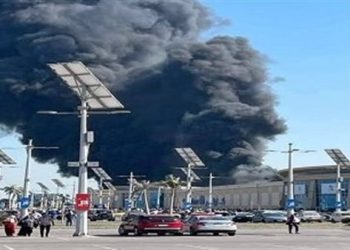 «مفيش خسائر ولا إصابات».. حريق بالقرب من مطار القاهرة