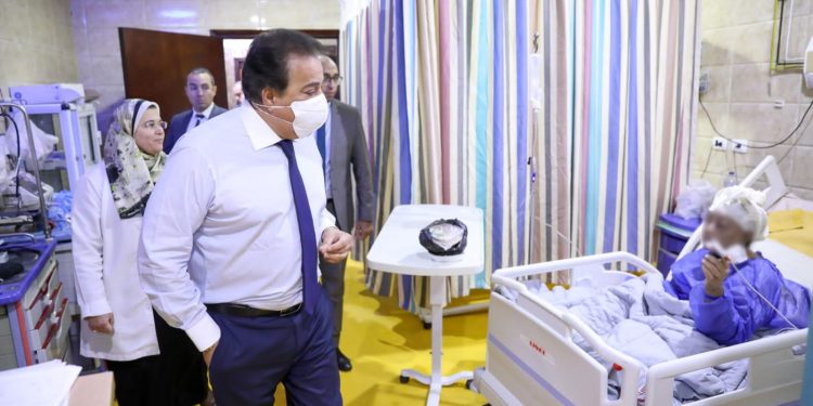 وزير الصحة يوجه بتعاقد مستشفى مبرة المعادي مع استشاريين في مختلف التخصصات