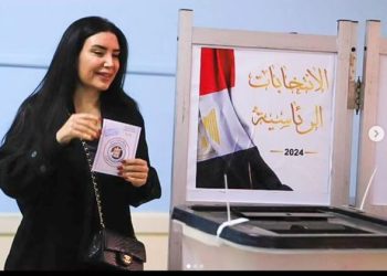 عبير صبري تدلي بصوتها في الإنتخابات الرئاسية 3