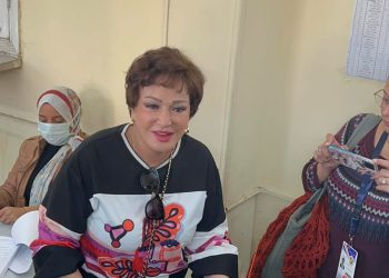 لميس الحديدي تعلق على واقعة الفنانة لبلبة في التصويت في الانتخابات 5