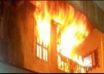 نشوب حريق بمستشفى مصر الدولي بالدقي.. والحماية المدينة تسيطر  4