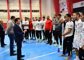 وزير الرياضة يحضر تدريب منتخب مصر لكرة اليد قبل انطلاق كأس الأمم الإفريقية 4