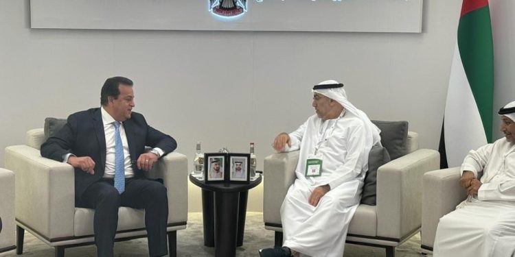 وزير الصحة يبحث مع نظيره الإماراتي تعزيز التعاون في مجال البحوث الصحية 1