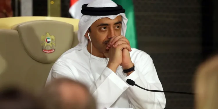الإمارات تدعو لتكثيف جهود إنهاء التوتر المتصاعد في المنطقة