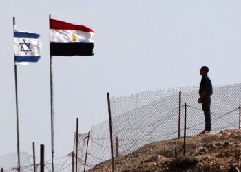 المتحدث باسم الجيش الإسرائيلي: محاولة مسلحين تهريب مخدرات على الحدود مع مصر 1