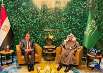 لقاء هام بين طارق الملا ووزير الطاقة السعودي لهذا الأمر 4