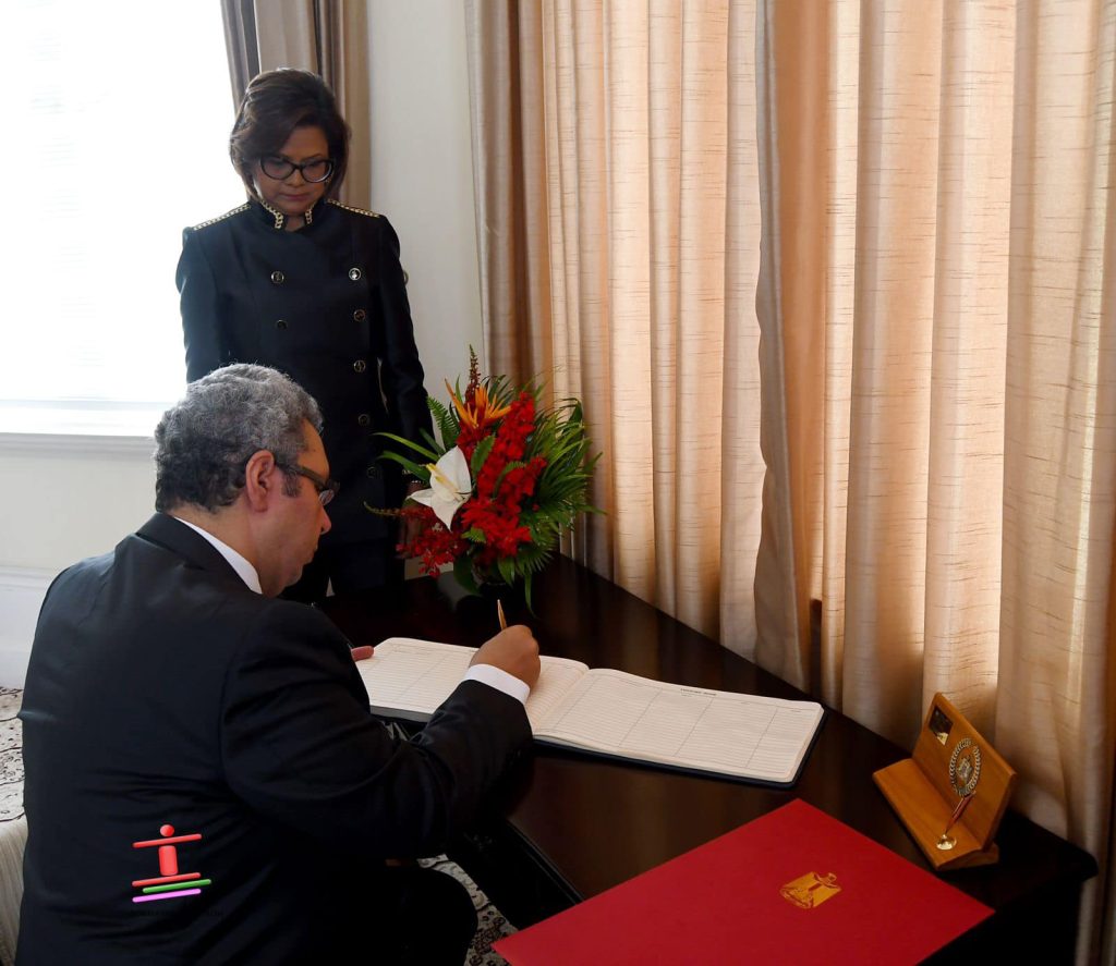 السفير كريم أمين يقدم أوراق اعتماده لـ رئيسة جمهورية ترينداد وتوباجو 2