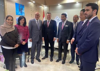 وزير السياحة يلتقي بـ مجموعة من السفراء العرب المعتمدين في إسبانيا (بيان) 2