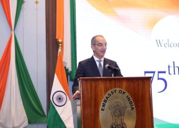 وزير الاتصالات يلقي كلمة في احتفالية سفارة الهند بالقاهرة بمناسبة عيدها الـ75