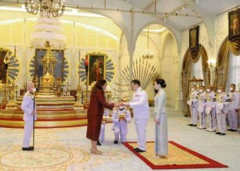 سفيرة مصر في تايلاند تقدم أوراق اعتمادها لـ ملك البلاد 1