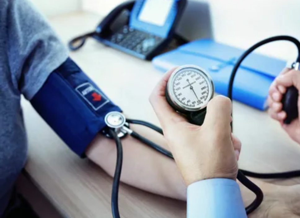 أخصائي: علاج طبيعي للضغط والسكري والمسالك البولية 3