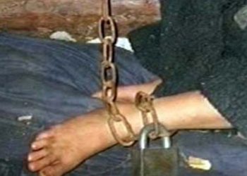 أمن السويس يكشف حقيقة الفيديو المتداول على السوشيال ميديا لـ تعذيب طفلين بطريقة بشعة 6