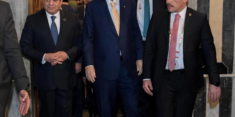 الرئيس السيسي يصطحب أردوغان فى زيارة إلى مسجد وضريح الإمام الشافعي 1