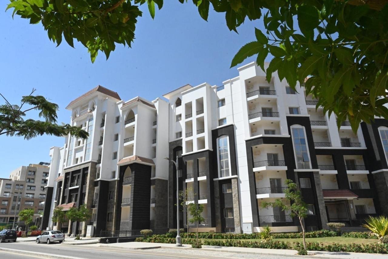 وزير الإسكان: مشروعات الخدمات والمرافق بالحي السكني الثالث يضم 24 ألف وحدة سكنية 2