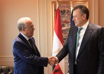وزير السياحة يبحث مع سفير المملكة المغربية سبل التعاون