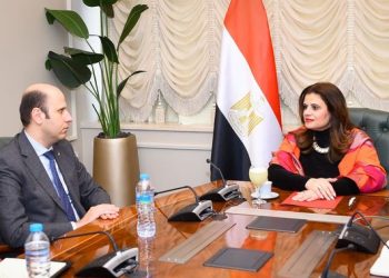 وزيرة الهجرة تتابع جهود إطلاق منصة التسوق الإلكترونية للمصريين بالخارج