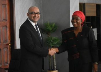 سفير مصر في مونروفيا يلتقي مع وزيرة خارجية ليبيريا 2