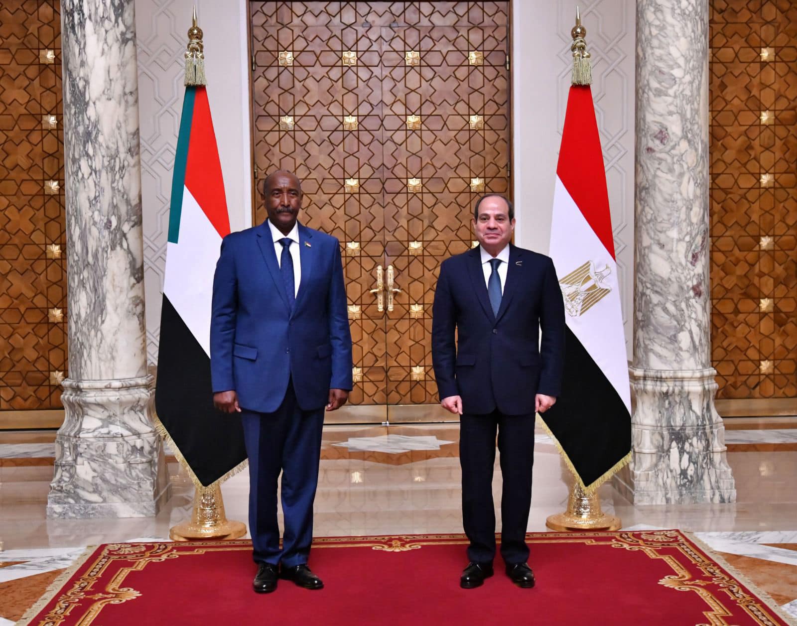 الرئيس السيسي يؤكد على خصوصية العلاقات الأخوية التاريخية بين مصر والسودان 6