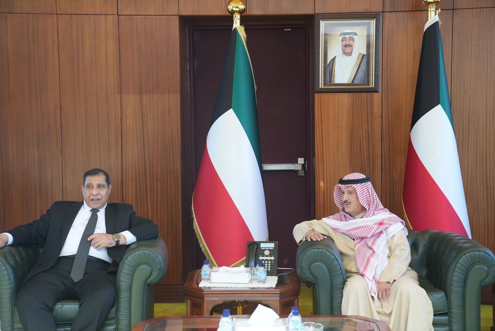 رئيس مجلس الدولة يترأس وفدا في زيارة رسمية للكويت لتعزيز وتبادل الخبرات 4