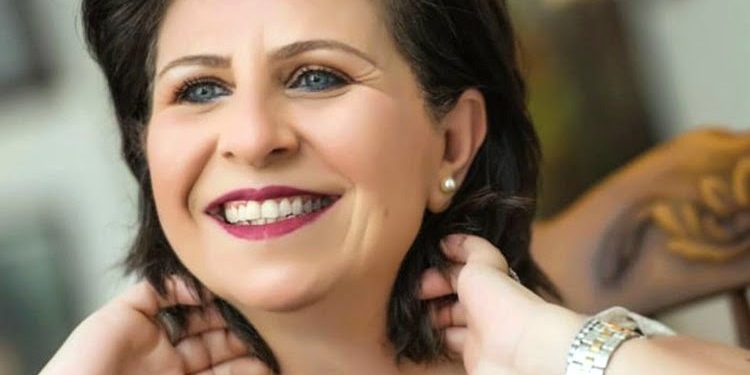 ميريت الحريري تتصدر محركات البحث بعد الإصابة بمرض والدها الراحل 1