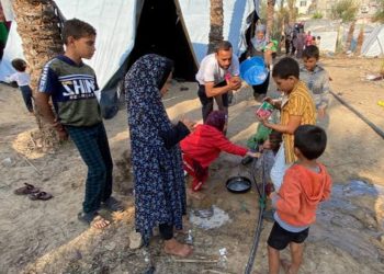 جائعون وعطشى وضعفاء.. أمراض معدية تنتشر بين الأطفال في غزة 4