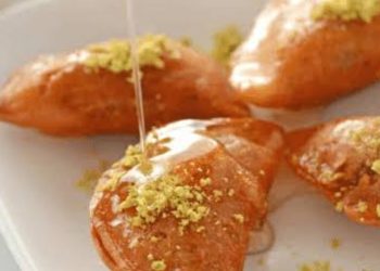 تجهيزات شهر رمضان.. طريقة عمل شربات الكنافة والقطايف بدون سكر 1