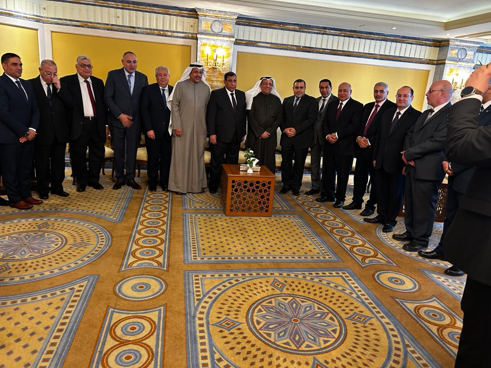 رئيس مجلس الدولة يترأس وفدا في زيارة رسمية للكويت لتعزيز وتبادل الخبرات 2