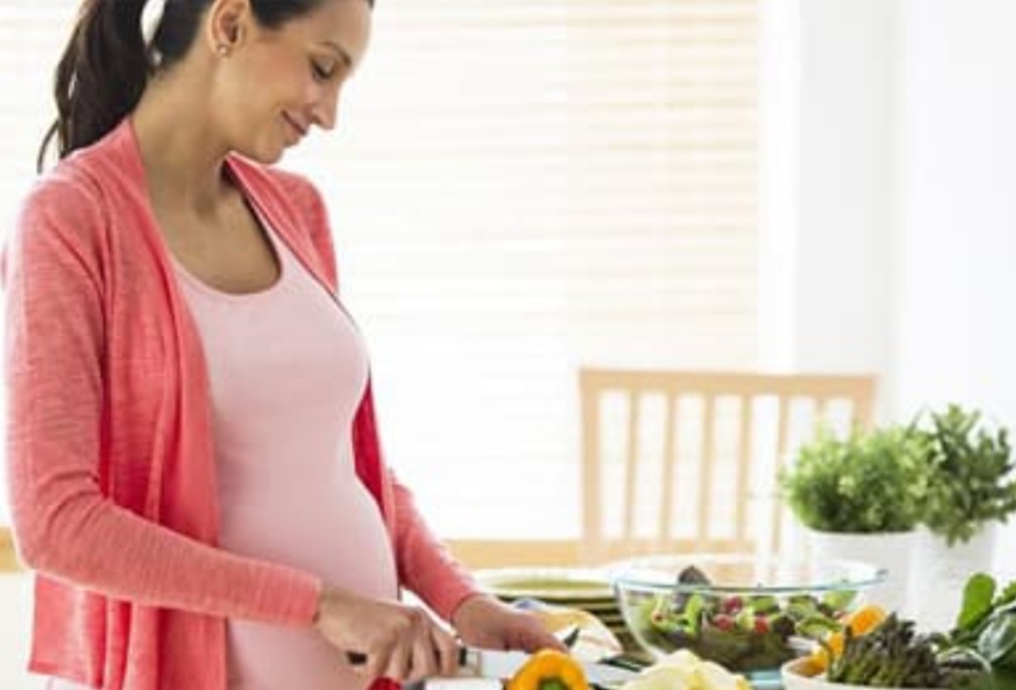 كيث يؤثر سكر الحمل على الأم وجنينها بعد الولادة؟ 2