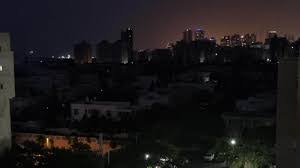 إسرائيل غارقة في الظلام.. قطع التيار الكهربائي على 120 ألف إسرائيلي.. ما القصة؟ 2