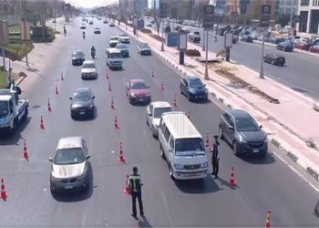 تفاصيل الحالة المرورية في شوارع القاهرة والجيزة: سيولة طريق الأوتوستراد 7