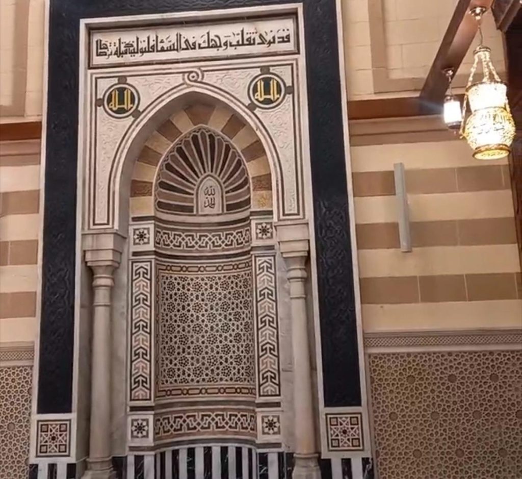 تحفة معمارية جميلة.. شاهد بالصور افتتاح مسجد السيدة زينب بعد ترميمه بشكل جذاب 7
