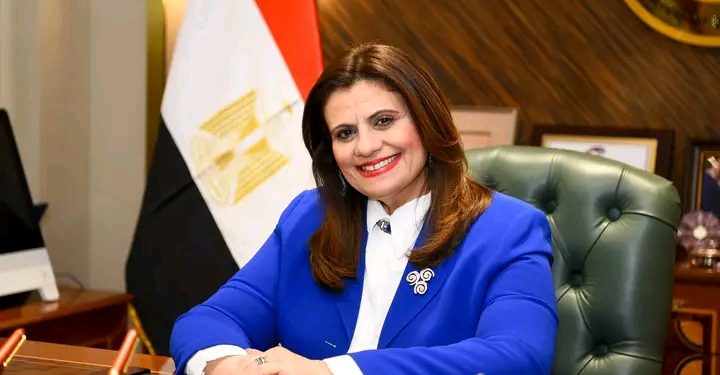 وزيرة الهجرة تحث المصريين بالخارج سرعة التسجيل في مبادرة استيراد السيارات 1
